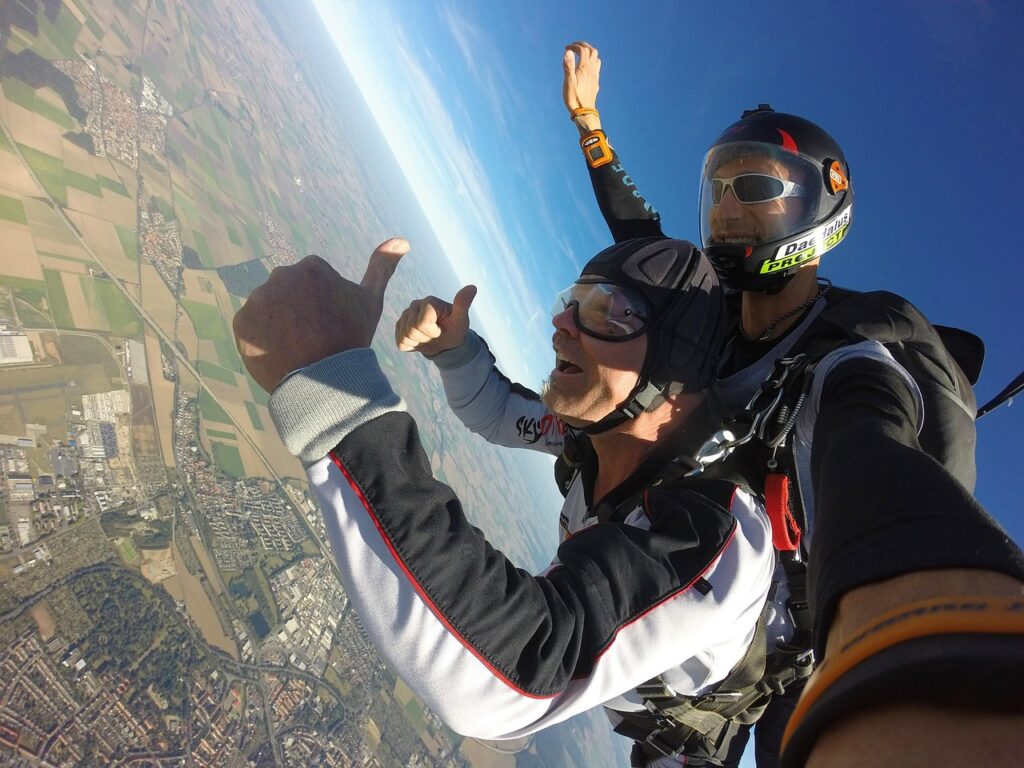 parachute, tandem, skydive, sports, extreme, parachute, parachute, parachute, tandem, skydive, skydive, skydive, skydive, skydive-1702689.jpg
